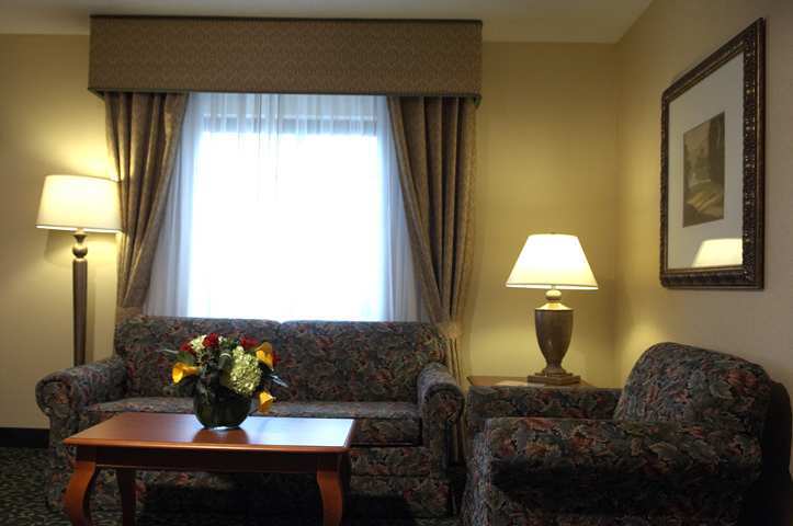 Embassy Suites Greenville Golf Resort & Conference Center Quarto foto